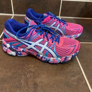 Asic running shoes